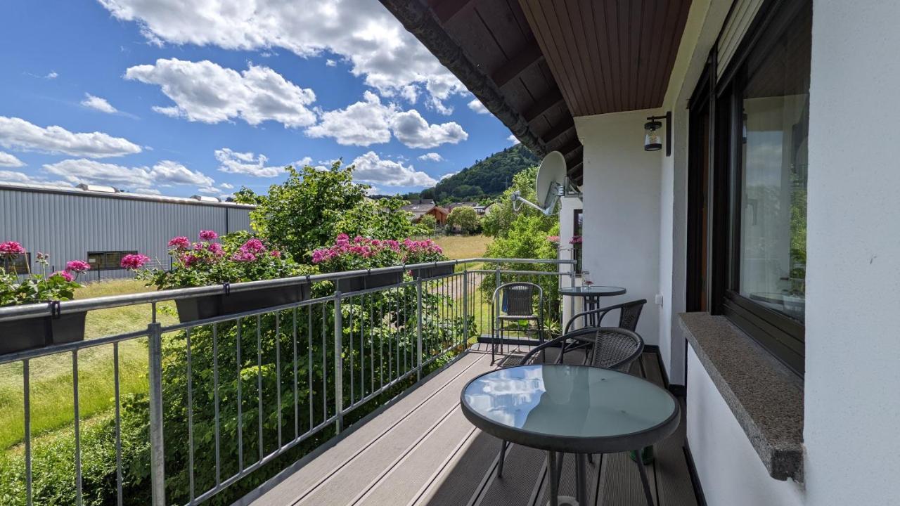 Weingut Harald Ludwig Apartment Osann-Monzel Bagian luar foto